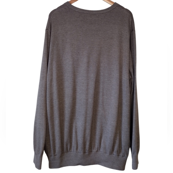 Disney Store Women's Sz 2X Mickey Mouse Pullover Scoopneck Sweater - Picture 2 of 13